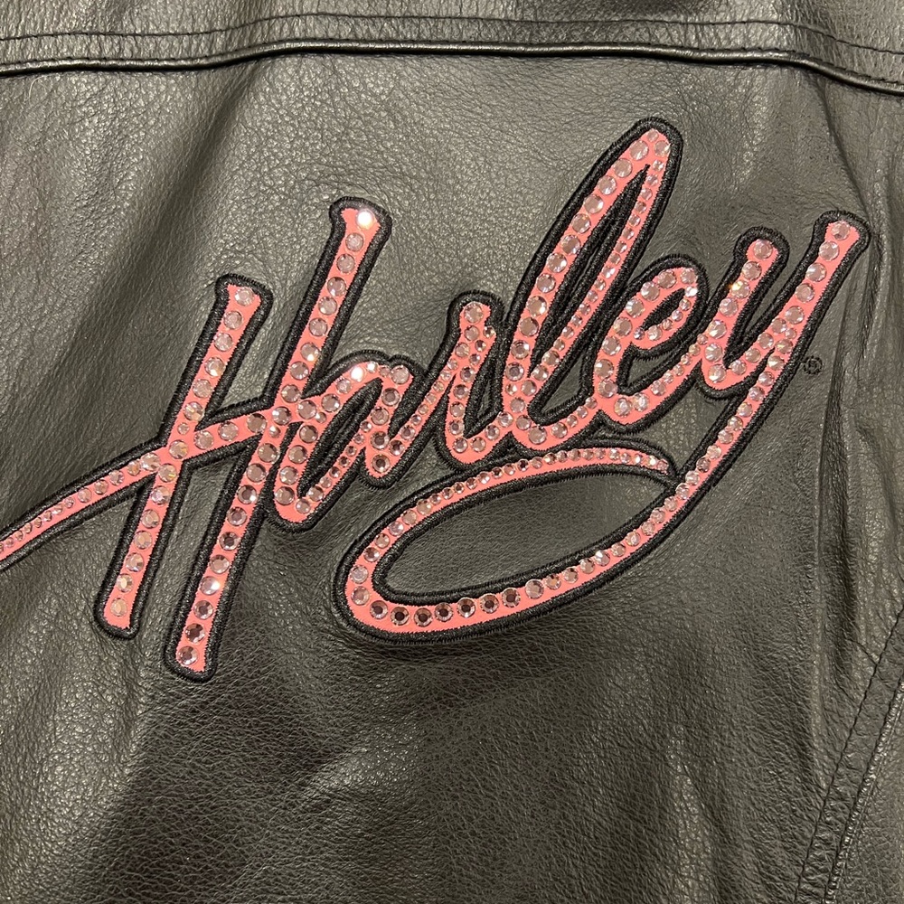 Women Harley Davidson jacket .. perfect condition!!! …worn 3-4 times  beautiful